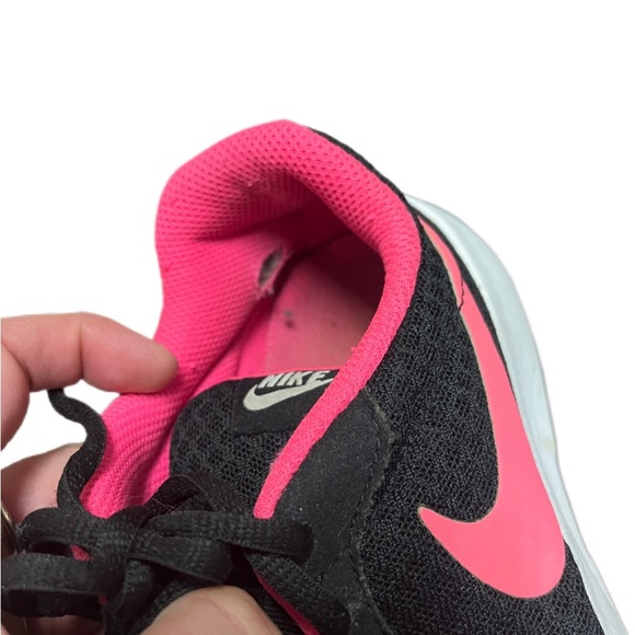 🌟 Nike tennis shoes sz 4.5 🌟 - Picture 7 of 10